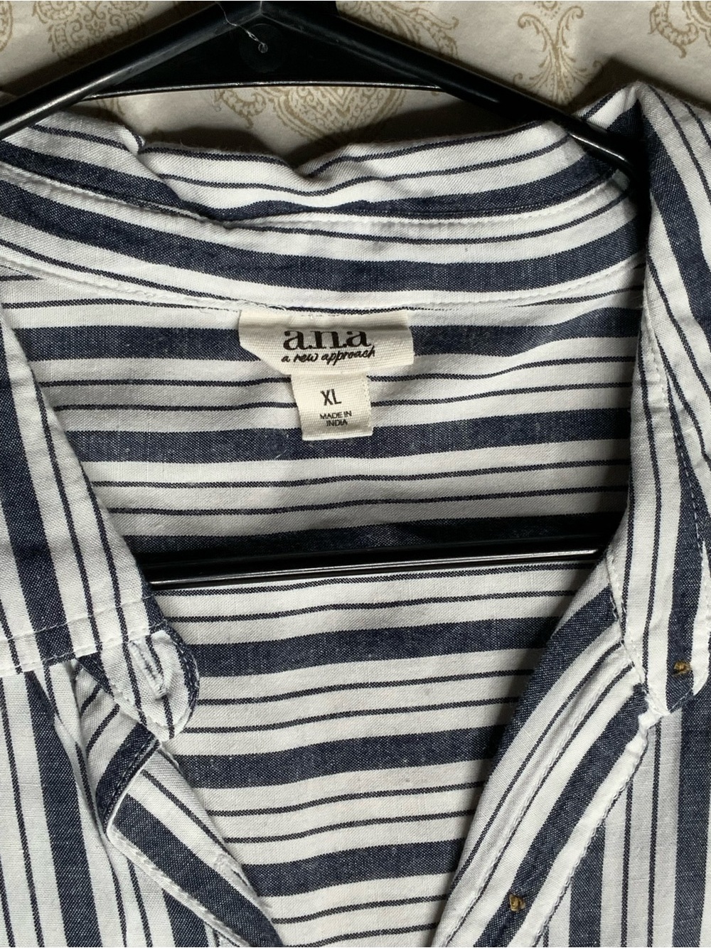 A.N.A White Blue Striped Button Down Shirt Short Sleeve XL - Picture 7 of 9